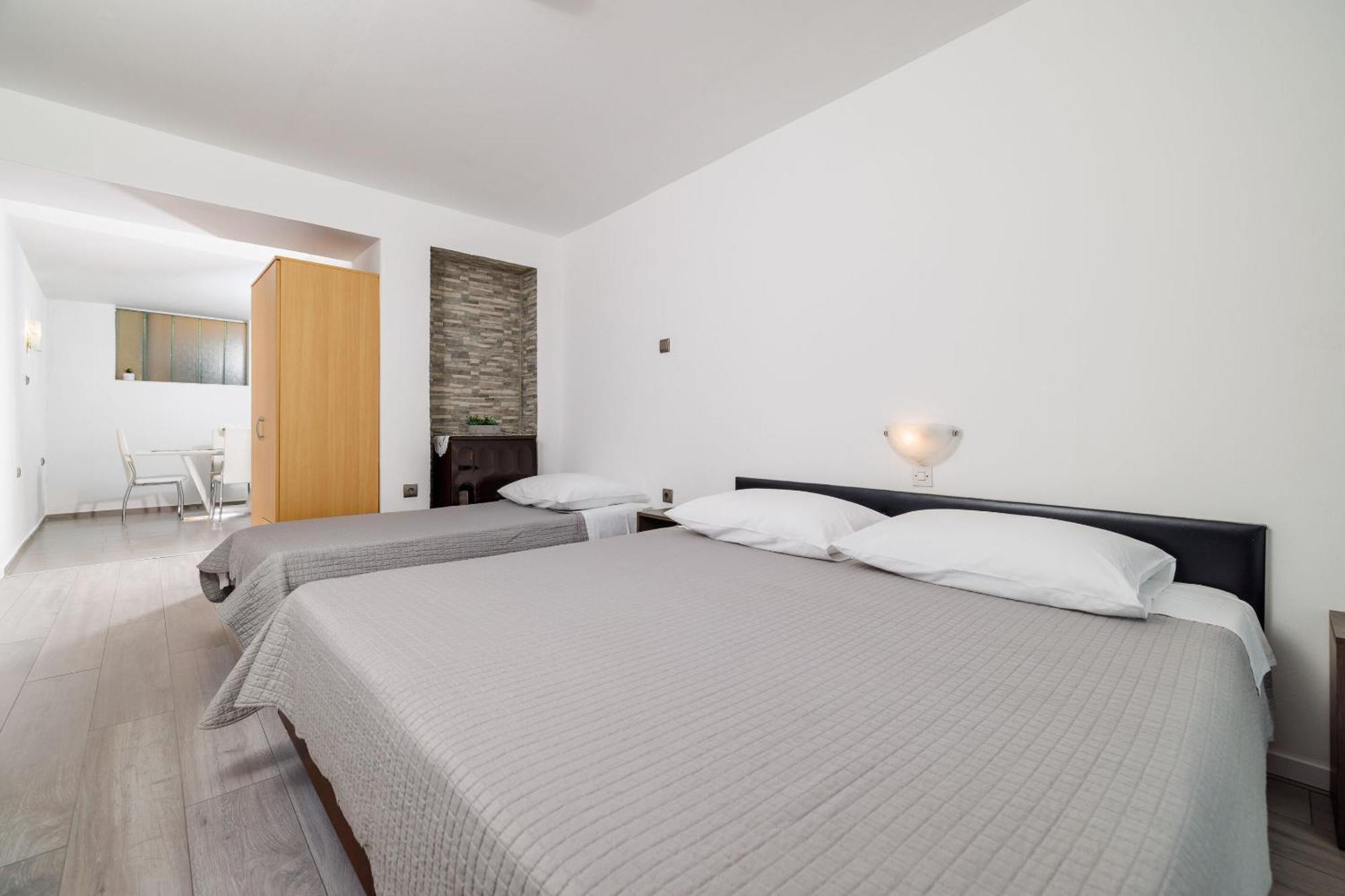 Apartments Jadranka 드라말리 외부 사진